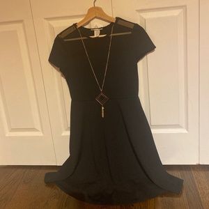 Women’s dress